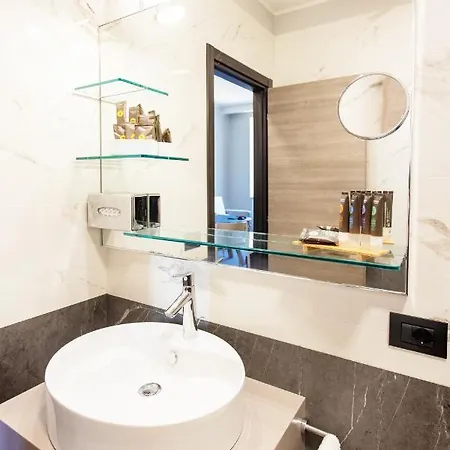 Palazzo Le Poste - And Apart Otel